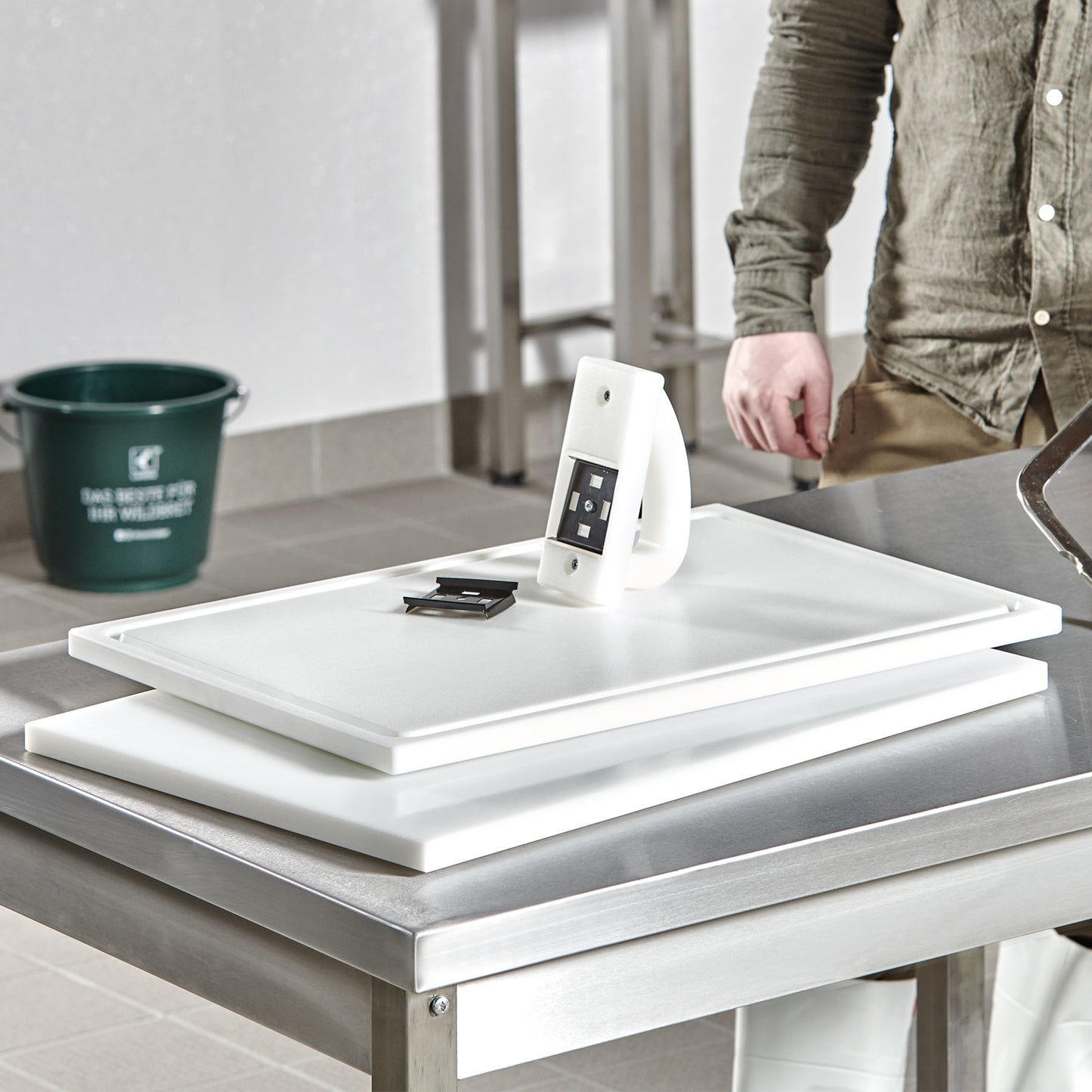 Professional Cutting Board with Liquid Channel